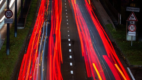 Mit dem Vorhaben soll die Verkehrssicherheit erhöht werden. - © Sven Hoppe/dpa