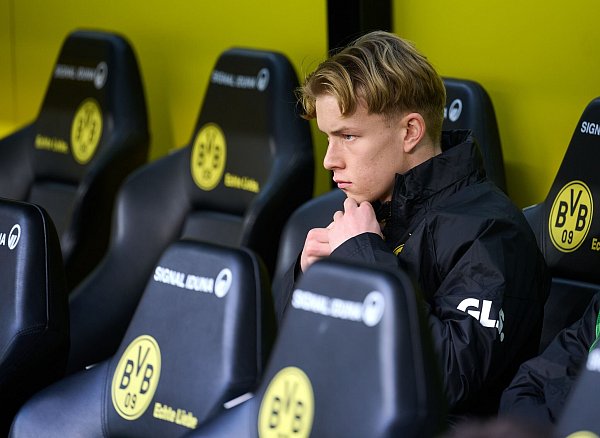 Könnte den verletzten Ramy Bensebaini ersetzen: BVB-Neuzugang Daniel Svensson. - © Bernd Thissen/dpa