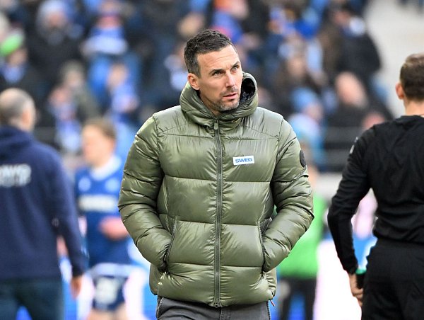 Christian Eichner und der KSC müssen sich weiter gedulden. - © Uli Deck/dpa