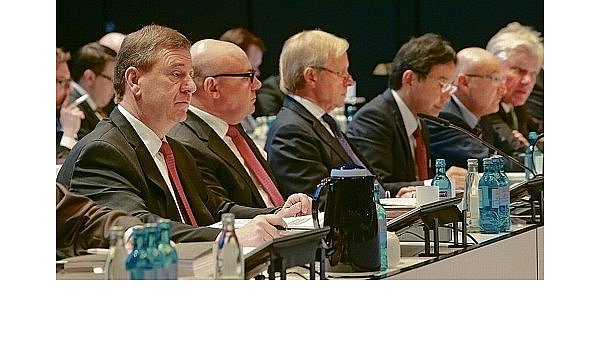 Streit um Vorstandsmillionen bei der DMG Mori Seiki AG - © Wirtschaft