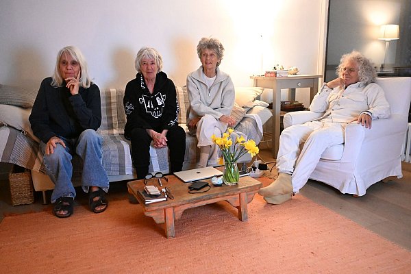 Langhans lebt in lockerer Gemeinschaft mit drei Frauen. (Archivbild) - © Felix Hörhager/dpa