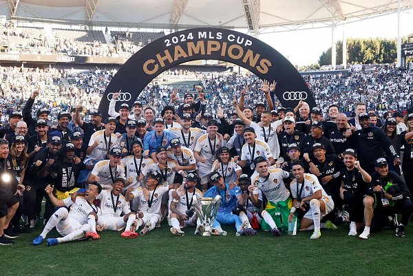 LA Galaxy ist zum sechsten Mal Meister der MLS - das ist Rekord. - © Etienne Laurent/AP/dpa