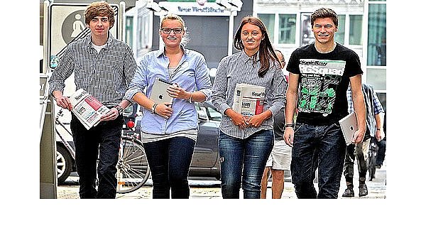 Zeitunglesen macht Azubis fit - © NW