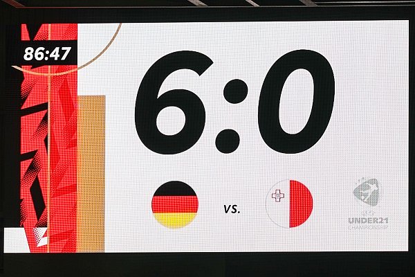 Die deutsche U21 feiert einen klaren Sieg gegen Malta. - © Daniel Karmann/dpa