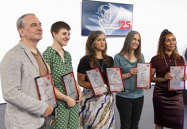 Die Preisträgerinnen und Preisträger. - © Wolfgang Jannach/APA/dpa