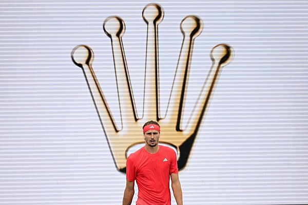 Will sich bei den Australian Open die Krone aufsetzen: Alexander Zverev. - © Lukas Coch/AAP/dpa