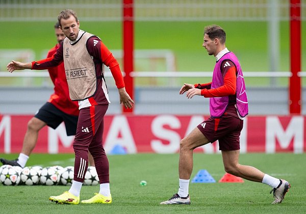 Bayern-Stürmer Harry Kane freut sich auf das Spiel bei Aston Villa. - © Sven Hoppe/dpa