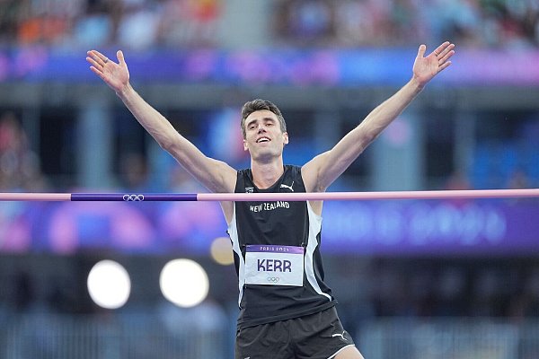 Hamish Kerr aus Neuseeland holte im Stechen Gold im Hochsprung. - © Michael Kappeler/dpa