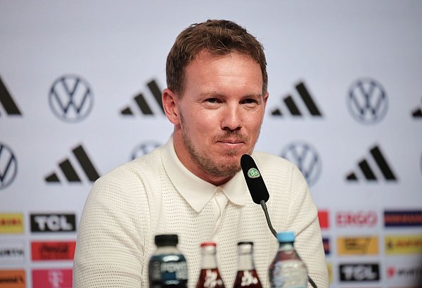 Bundestrainer Nagelsmann macht die Tür für Neulinge nicht zu, öffnet sie aber auch nicht besonders weit. - © Christian Charisius/dpa