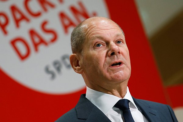 Die SPD von Olaf Scholz war aus der Wahl als stärkste Kraft hervorgegangen. - © Reuters