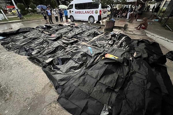 Vor allem in der Provinz Cebu starben viele Menschen. - © Uncredited/AP/dpa