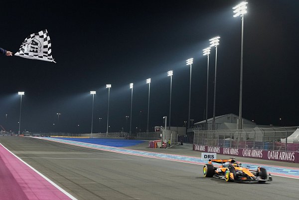 Oscar Piastri will sich nicht geschlagen geben. - © Altaf Qadri/Pool AP/AP/dpa