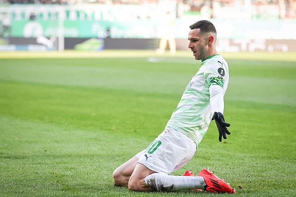 Branimir Hrgota traf zum 1:0 für Fürth. - © Daniel Karmann/dpa