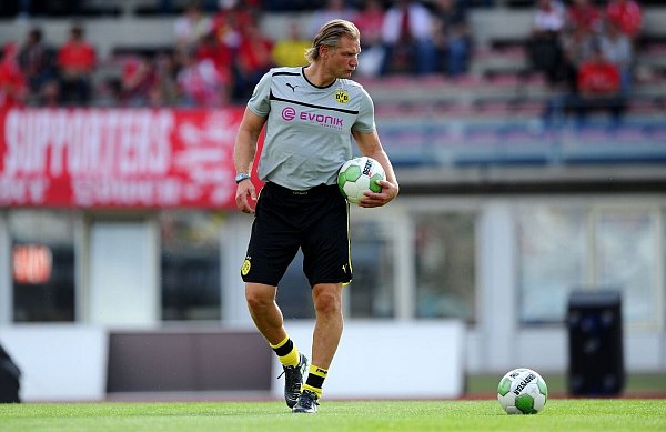 Wolfgang de Beer, Ex-Torwart von Borussia Dortmund, gehörte viele Jahre zu den beliebtesten BVB-Persönlichkeiten. - © picture alliance / ZB