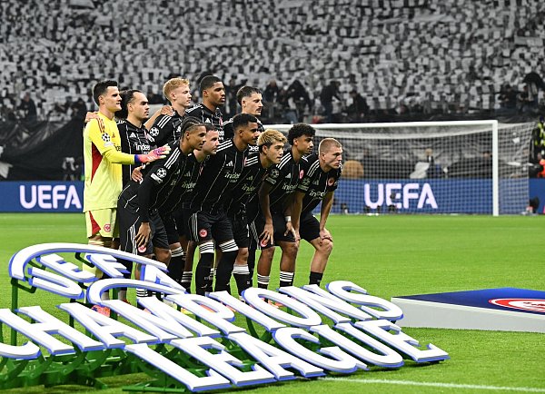 5:1, 1:5, 1:5 - Eintracht ist ein Team der Extreme. (Archivbild) - © Arne Dedert/dpa