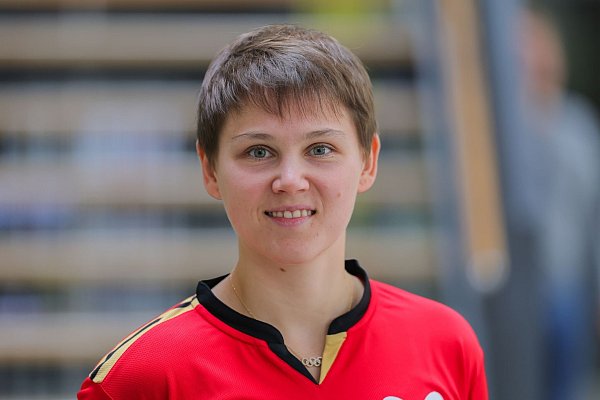 Erfolgreiches Comeback: Nina Mittelham gewinnt ihr erstes EM-Spiel nach langer Verletzungspause. - © Rolf Vennenbernd/dpa