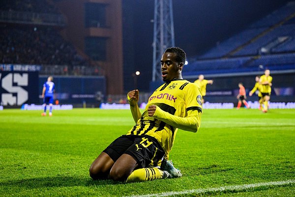 Jamie Gittens erzielte das 1:0. - © Tom Weller/dpa