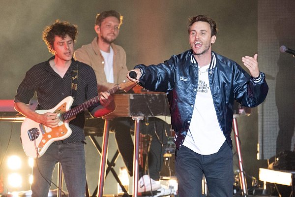 Eine neue Hymne für deutsche Sportler: Clueso singt für die deutschen Olympioniken. - © Sebastian Kahnert/dpa