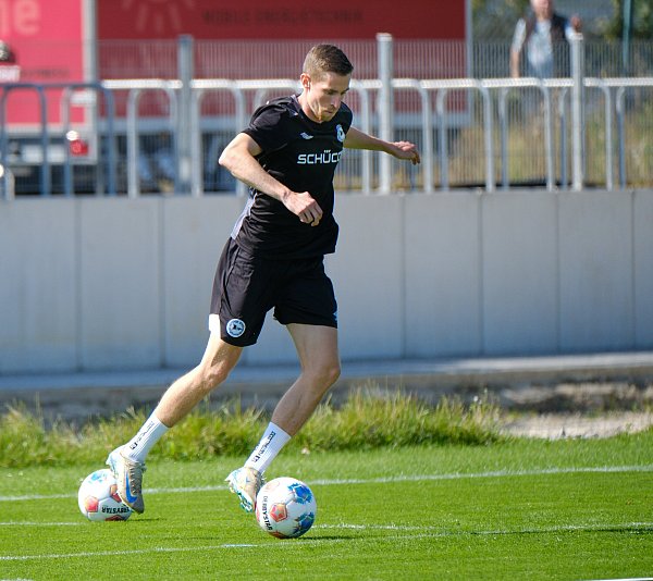Arne Sicker hat sich im Probetraining für einen Vertrag beim DSC Arminia empfohlen. - © Andreas Zobe