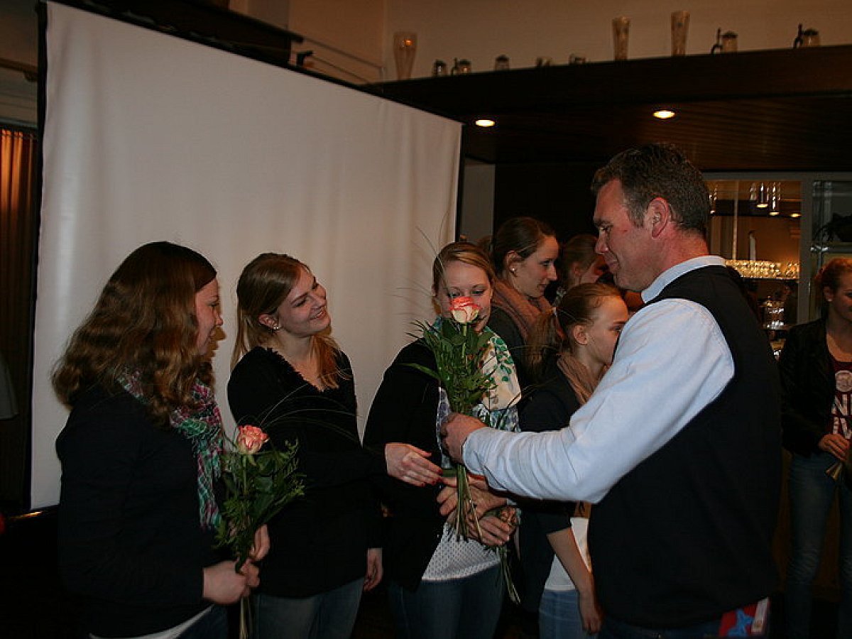 voltigiermannschaft Besonderes Lob für Balzereit und Froböse | nw.de