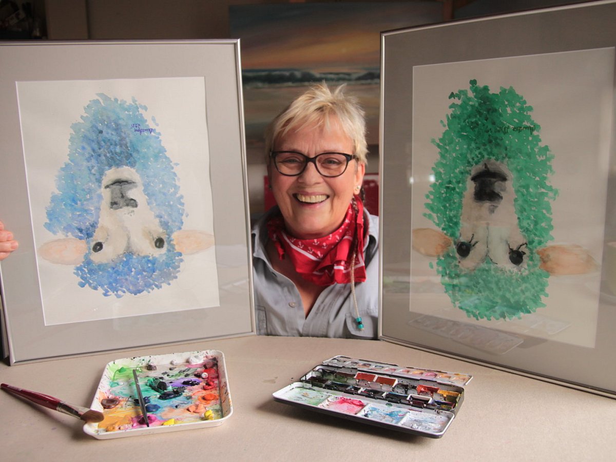 Hobbymalerin Malt Bilder Auf Dem Kopf Nw De