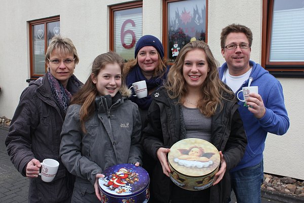 Anja Beermann (v. l.), Gina Nowak, Dorothee Nowak, Leonie Beermann und Christian Nowak. - © Foto: APL