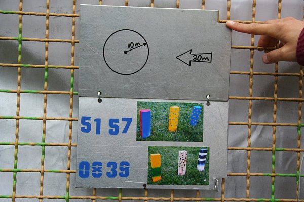 Wer Angaben wie diese zu deuten weiß, ist beim Geocaching schnell auf der richtigen Fährte. - © Knut Dinter