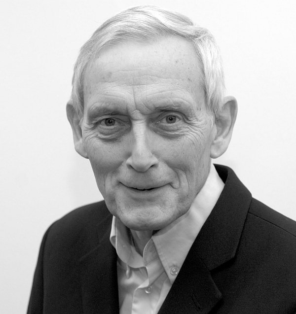 Prof. Dr. Hans-Uwe Otto, erhielt im Dezember 2007 die Ehrendoktorwürde der Technischen Universität Dortmund. - © Universität Bielefeld