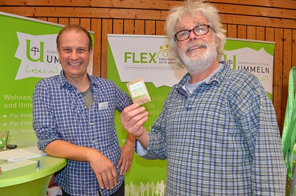 Blumensamen: Den verschenkt die Stiftung Ummel. - © Sibylle Kemna