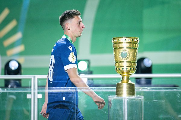 Nach dem verlorenen Finale in Berlin geht Marius Wörl am DFB-Pokal vorbei. - © Teresa Kroeger/RHR-FOTO