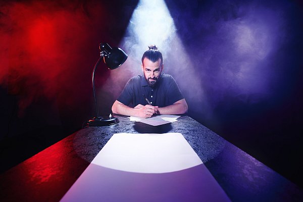 David Kebekus, der Bruder von Carolin, präsentiert "Sensible Inhalte" - © Marvin Ruppert