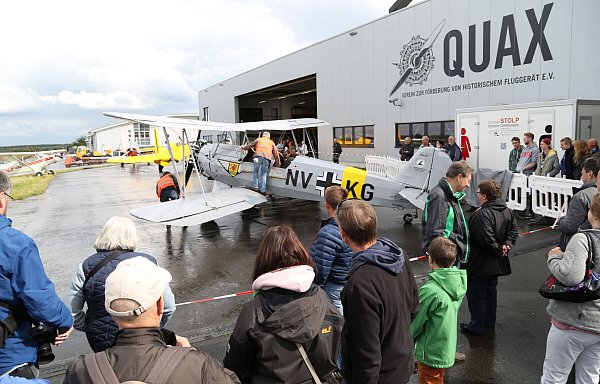 Im Quax-Hangar am Flughafen Paderborn/Lippstadt gibt es historische Flugzeuge zu bestaunen. - © Paderborn/Lippstadt Airport
