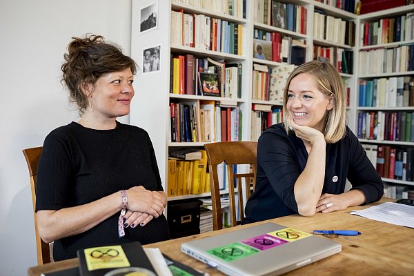Zwei Vertreterinnen der Bewegung: Kristin Mudra (l.) und Annemarie Botzki. - © picture alliance/dpa