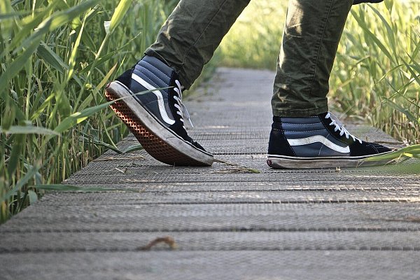 Kurze Spaziergänge helfen, den Kopf frei zu bekommen – regelmäßige Pausen steigern die Konzentration während der Abiturvorbereitung. - © Symbolbild: Pixabay