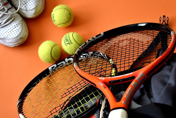 Das Equipment für eine Geburtstagsparty im Tennis- und Badminton-Center Espelkamp gibt es vor Ort zur Ausleihe. - © Symbolfoto: Pixabay