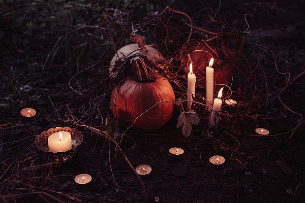 Gruselige Spannung erwartet Kinder ab fünf Jahren an der Weberei. - © Symbolbild/pixabay