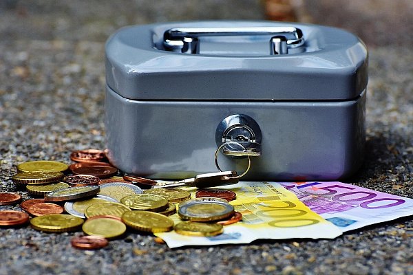 Ein Ehevertrag kann helfen, finanzielle Angelegenheiten im Falle einer Scheidung zu klären. - © Symbolbild/Pixabay