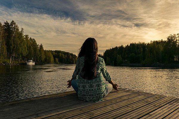 Meditation kann bei der Stressbewältigung während des Entzugs beim Rauchstopp Wunder bewirken. - © Symbolbild Pixabay