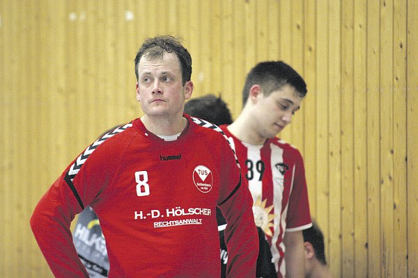 Gehlenbecker Enttäuschung: Die Miene von Christoph von der Ahe nach der Niederlage im Derby spricht Bände. Foto: Andreas Gerth - © Andreas Gerth