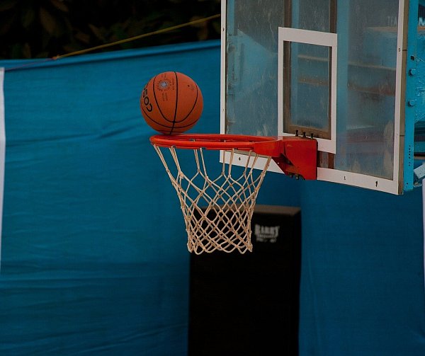 Nach dem Spiel der Paderborn Baskets folgt ein Treffen mit zwei ausgewählten Spielern sowie ein Überraschungspaket. - © Symbolfoto: Pixabay