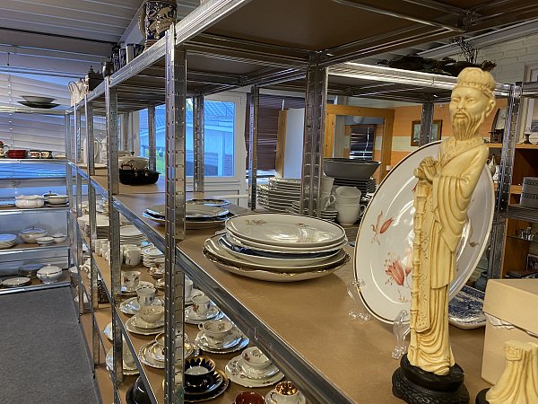 In Gütersloh gibt es mehrere Sozialkaufhäuser, die im Auftrag der gemeinnützigen ash Gütersloh geführt werden. - © Burkhard Hoeltzenbein