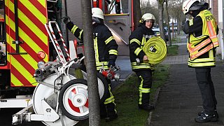 Feuerwehr löscht Küchenbrand in Gütersloh
