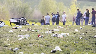 Gütersloh: Gütersloher feiern am 1. Mai - unter den Augen der Polizei