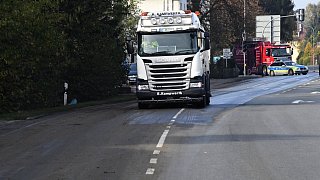 Borgholzhausen: B 68 wegen Hühnermist stundenlang gesperrt