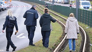 Polizei-Großeinsatz nach Schüssen vorm Bielefelder Landgericht