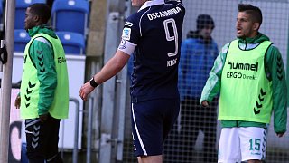 Bielefeld: Arminia Bielefeld schafft gegen Greuther Fürth den Klassenerhalt