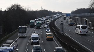 Ausweichmannöver: Unfall auf der A2 bei Gütersloh