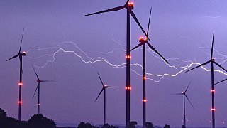 Tornados, Regen - Dutzende Verletzte und Millionenschäden