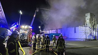 Feuerwehreinsatz bei Firma Remondis in Dörentrup