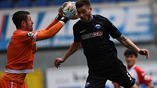 SC Paderborn verliert 0:2 gegen Jahn Regensburg